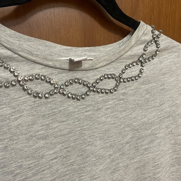 Cute top with color gems - Picture 2 of 5